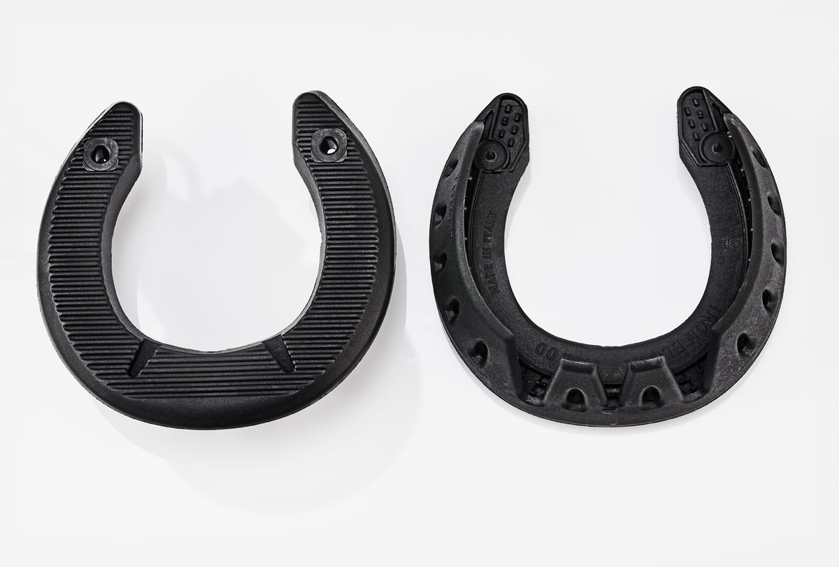745-0001-069-Iron-Block-Black-Shoe-04